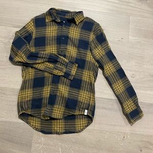 Men’s Anian Button down over shirt Size M